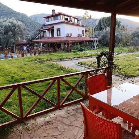 Deniz butik otel Sirince Luaran gambar
